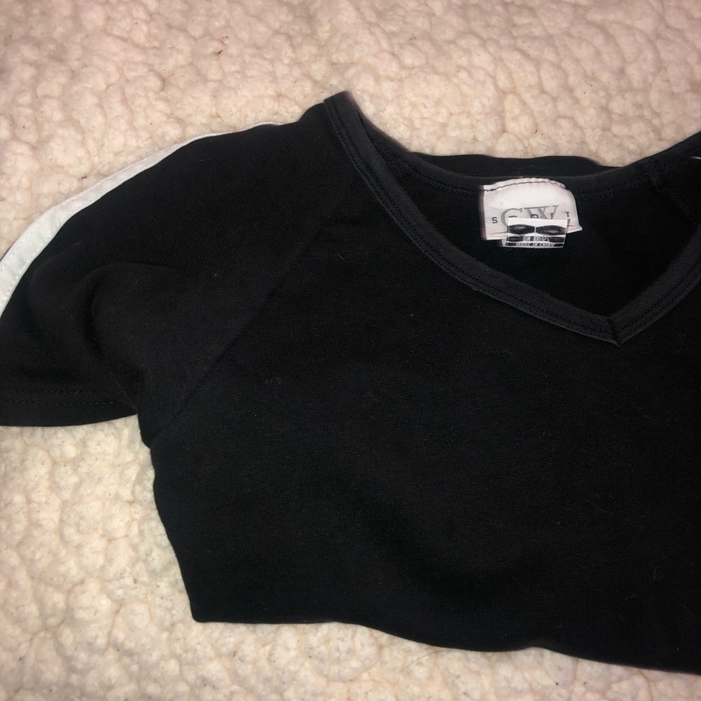 Black and white stripe crop top